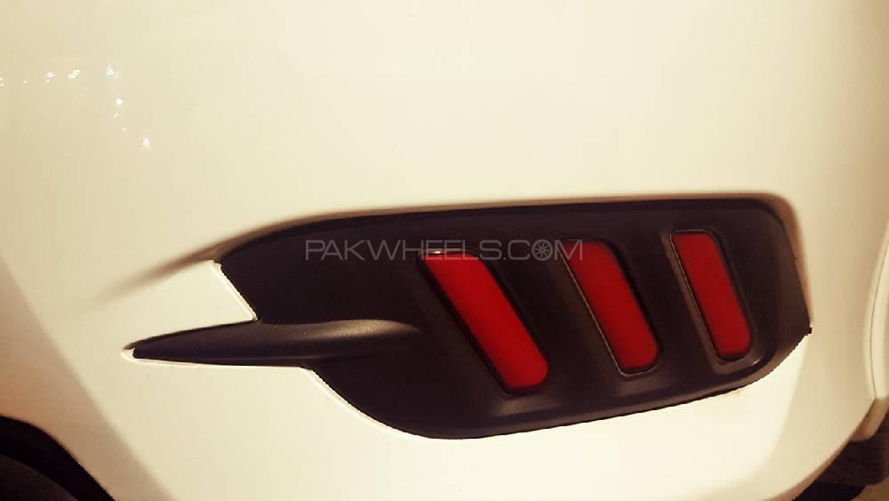 mustang style bumper brake lights + diffuser for sale Image-1