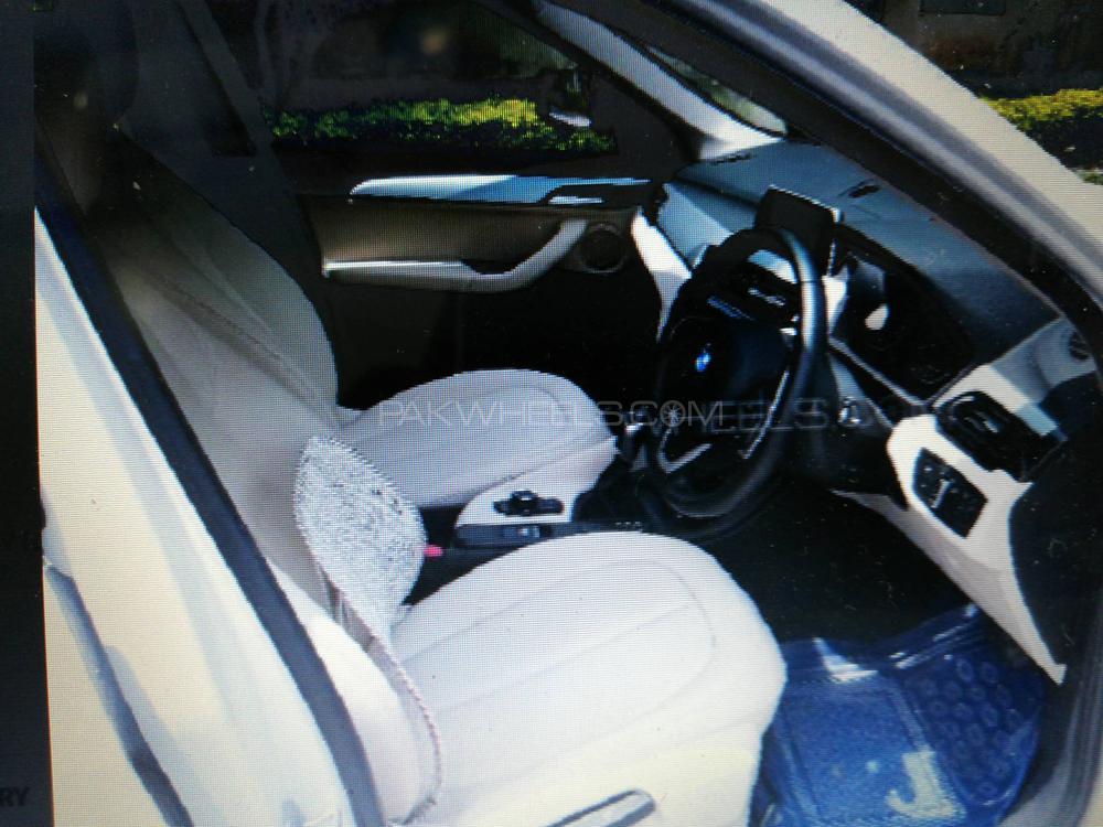 BMW X1 2018 for Sale in Islamabad BMW X1 2018 for Sale in Islamabad Image-4