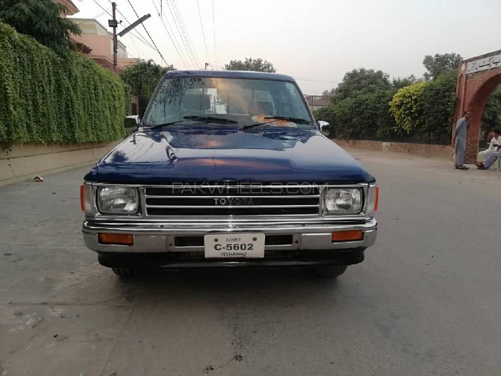 Toyota Hilux 1986 for Sale in Faisalabad Image-1