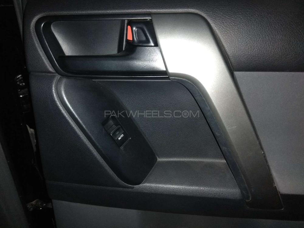 Toyota Prado 2012 for Sale in Karachi Toyota Prado 2012 for Sale in Karachi Image-19
