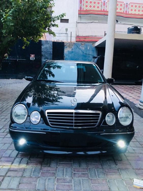 Mercedes Benz E Class 2000 for Sale in Peshawar Image-1