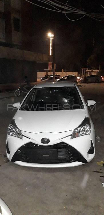 Toyota Vitz 2017 for Sale in Sukkur Image-1
