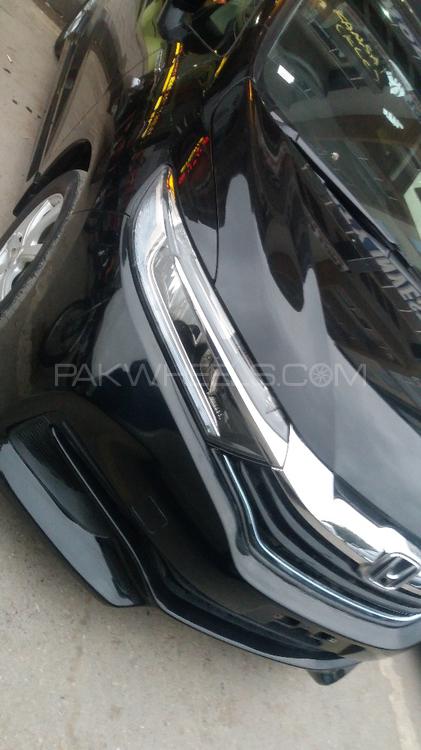 Honda Fit 2016 for Sale in Rawalpindi Image-1