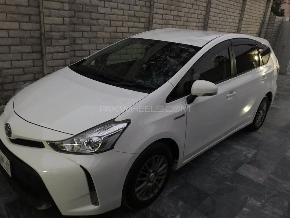 Toyota Prius Alpha 2015 For Sale In Pakistan Pakwheels