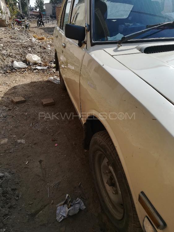 ٹویوٹا کرولا 1974 for Sale in صادق آباد ٹویوٹا کرولا 1974 for Sale in صادق آباد Image-5