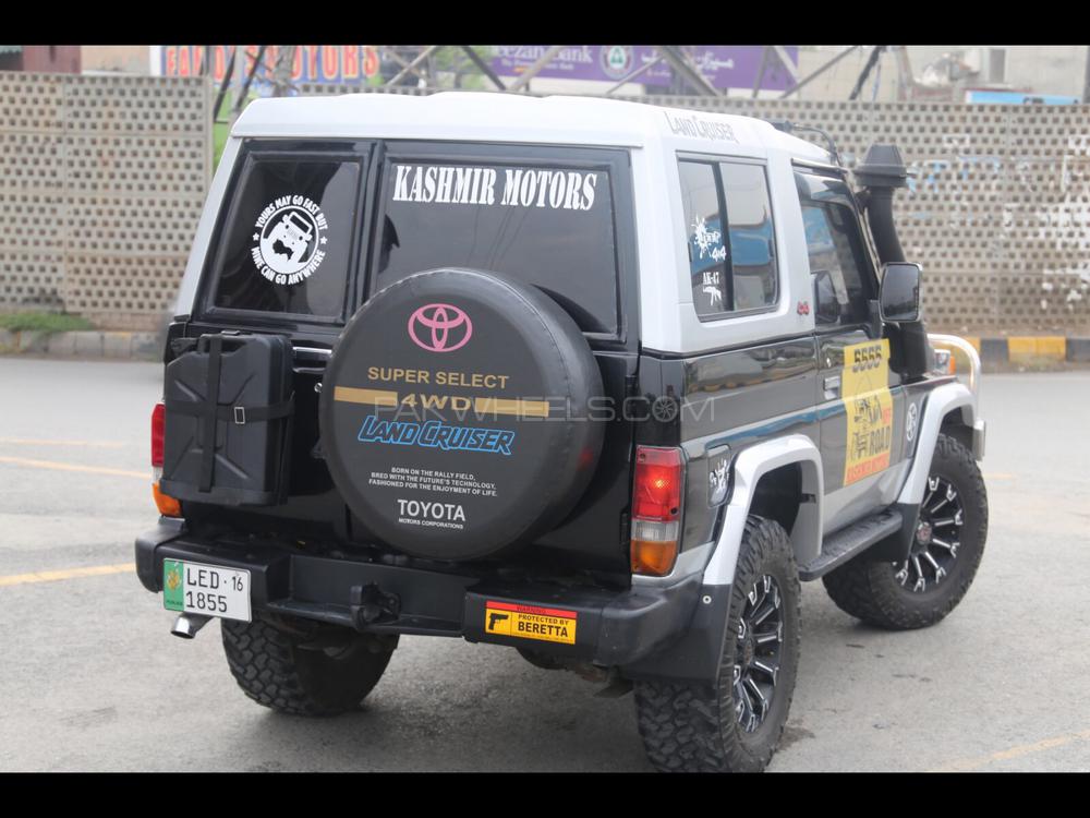 Toyota Land Cruiser 1990 for Sale in Lahore Toyota Land Cruiser 1990 for Sale in Lahore Image-5