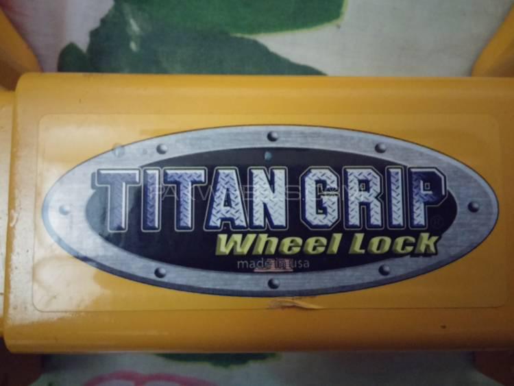Titan Grip Wheel Lock. Made in U.S.A. (Self Import) Titan Grip Wheel Lock. Made in U.S.A. (Self Import) Image-8