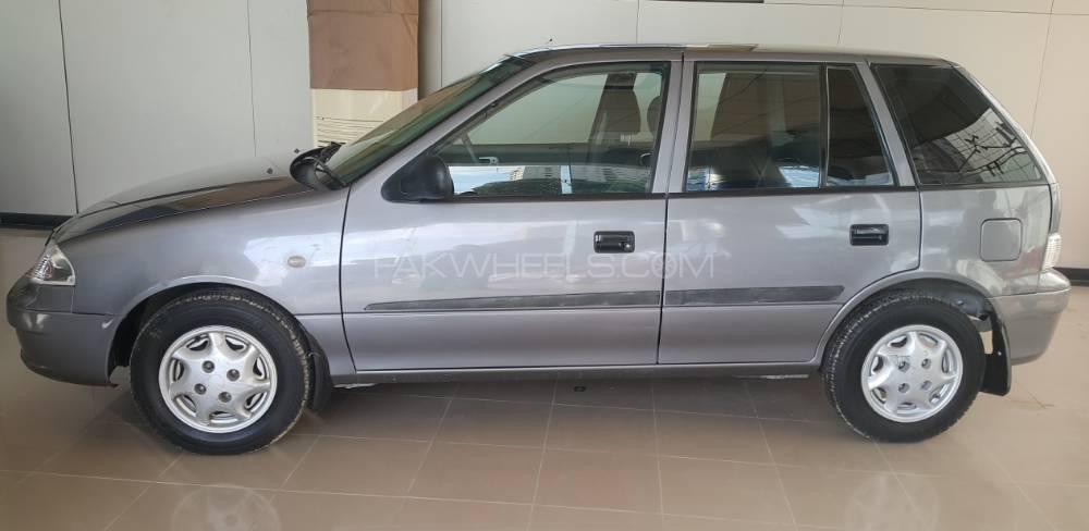 Suzuki Cultus 2016 for Sale in Karachi Suzuki Cultus 2016 for Sale in Karachi Image-3