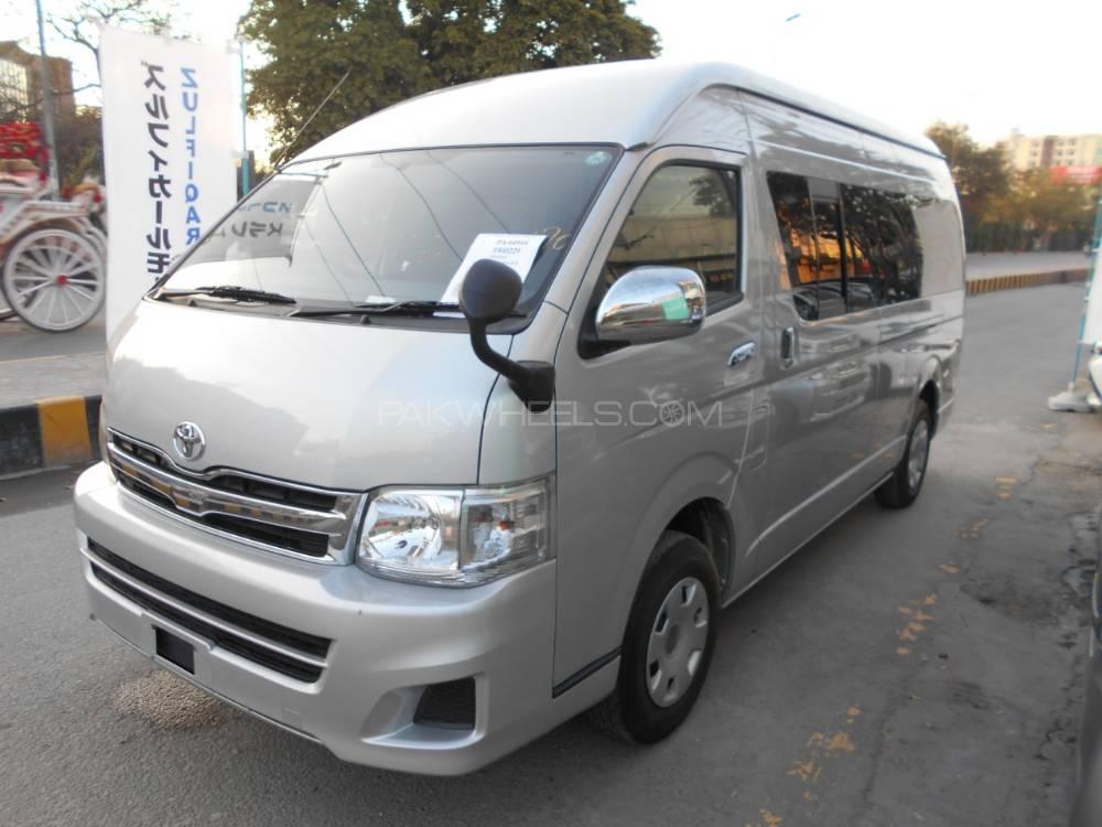 Toyota Hiace 2013 for Sale in Lahore Toyota Hiace 2013 for Sale in Lahore Image-3