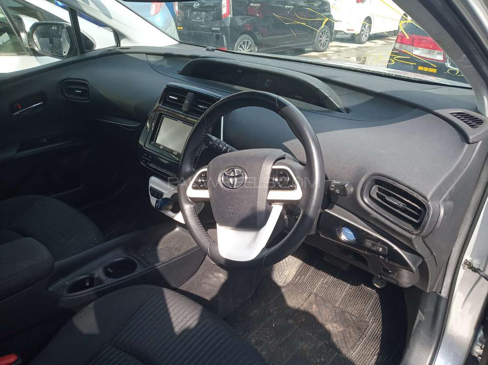 Toyota Prius 2016 for Sale in Gujranwala Toyota Prius 2016 for Sale in Gujranwala Image-5