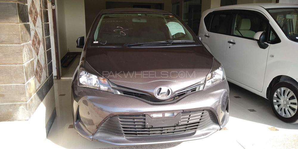 Toyota Vitz 2015 for Sale in Hyderabad Image-1