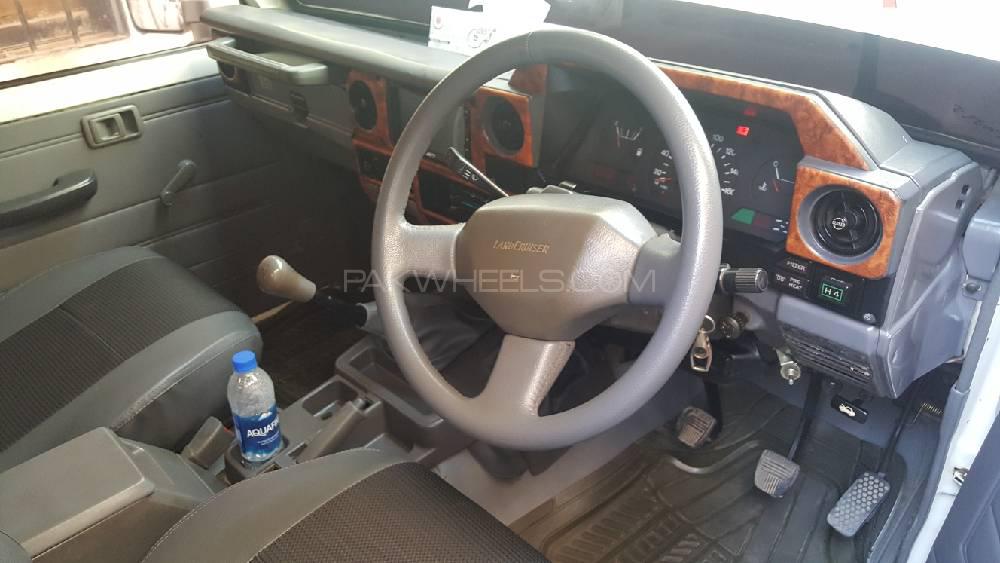 Toyota Land Cruiser 1989 for Sale in Karachi Toyota Land Cruiser 1989 for Sale in Karachi Image-4