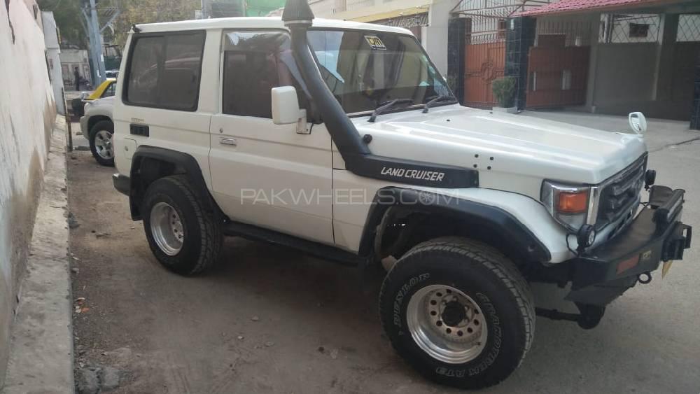 Toyota Land Cruiser 1989 for Sale in Karachi Toyota Land Cruiser 1989 for Sale in Karachi Image-2
