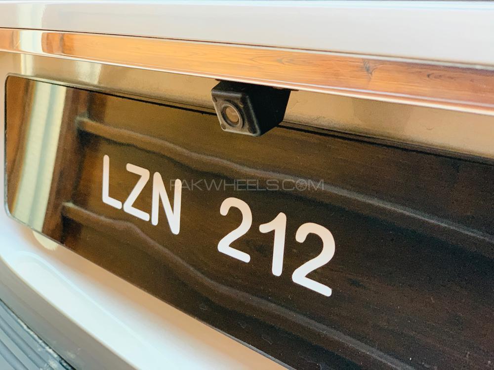 Mercedes Benz E Class 2004 for Sale in Lahore Mercedes Benz E Class 2004 for Sale in Lahore Image-18