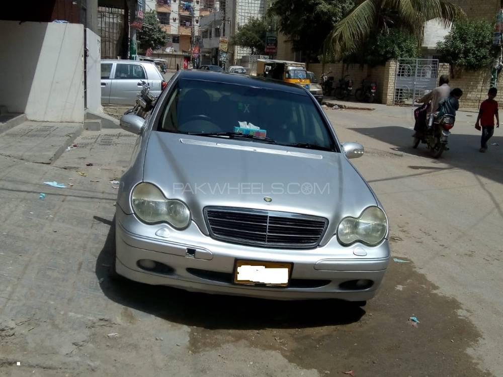 Mercedes Benz C Class 2000 for Sale in Karachi Image-1