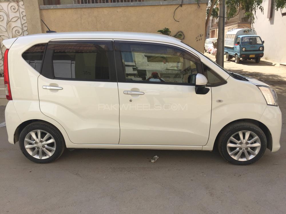 Daihatsu Move 2015 for Sale in Karachi Daihatsu Move 2015 for Sale in Karachi Image-12
