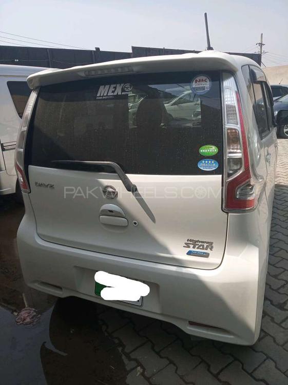 Nissan Dayz Highway Star 2016 for Sale in Gujranwala Nissan Dayz Highway Star 2016 for Sale in Gujranwala Image-4