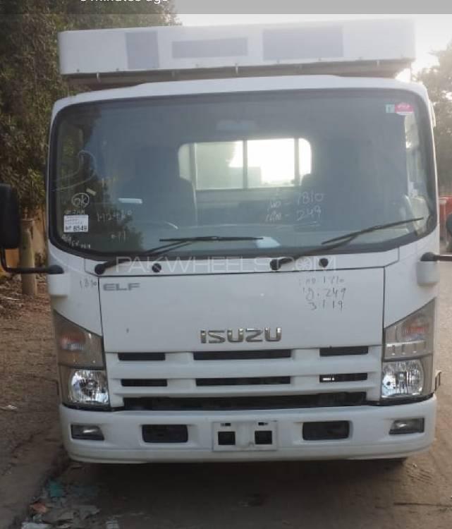 Isuzu Other 2014 for Sale in Islamabad Image-1