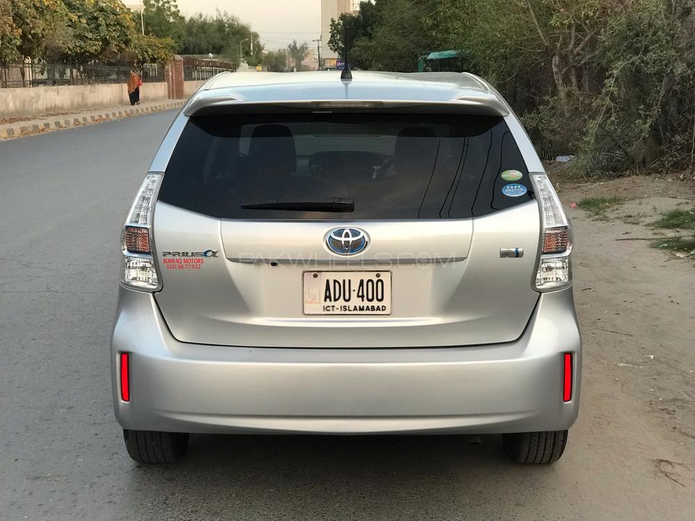 Toyota Prius Alpha 2014 for Sale in Faisalabad Toyota Prius Alpha 2014 for Sale in Faisalabad Image-4