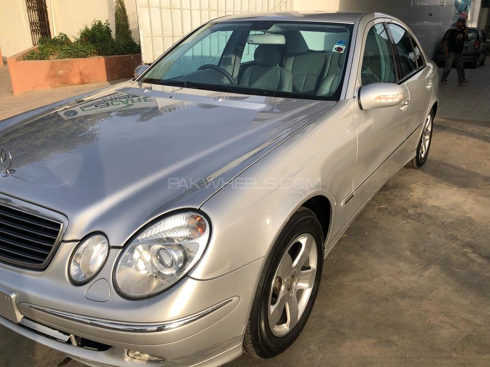 Mercedes Benz E Class 2002 for Sale in Karachi Mercedes Benz E Class 2002 for Sale in Karachi Image-7