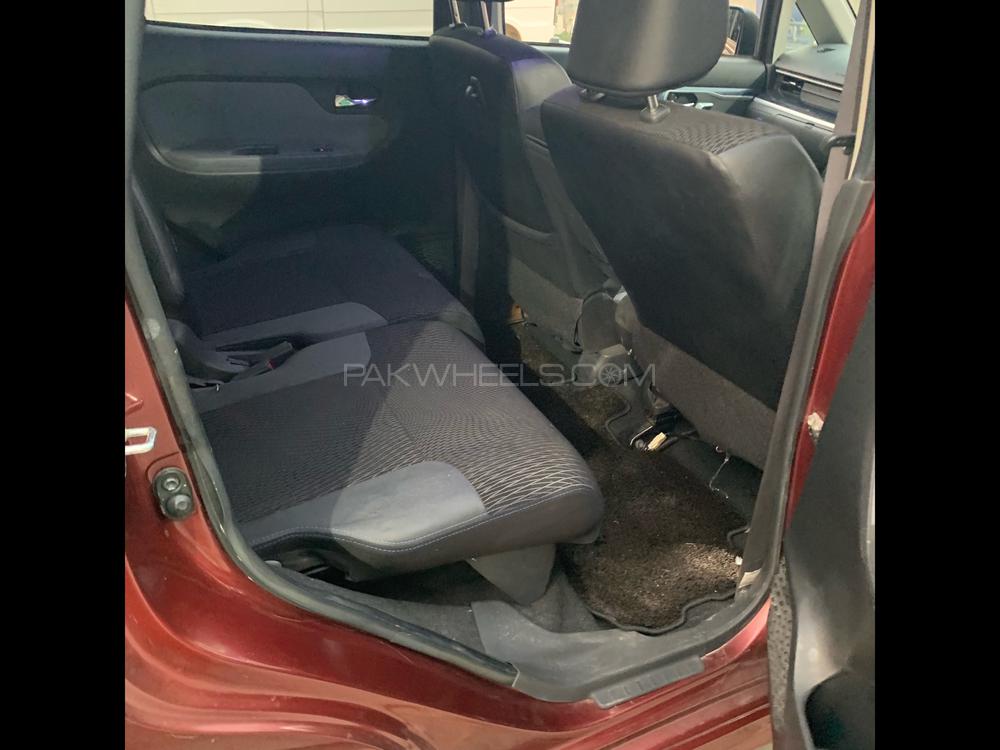 Daihatsu Move 2015 for Sale in Lahore Daihatsu Move 2015 for Sale in Lahore Image-9