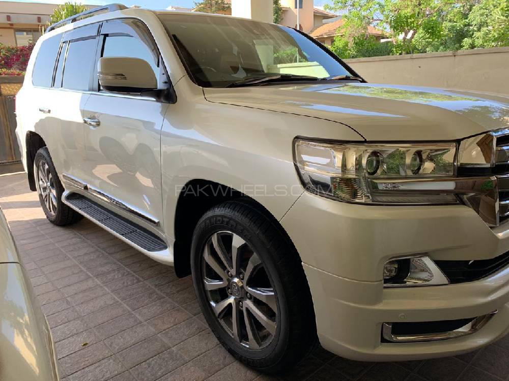 Toyota Land Cruiser 2015 for Sale in Faisalabad Image-1
