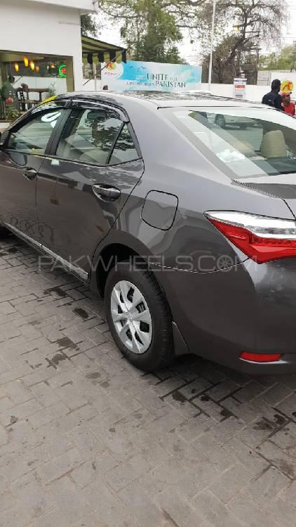 Toyota Corolla 2018 for Sale in Lahore Toyota Corolla 2018 for Sale in Lahore Image-7