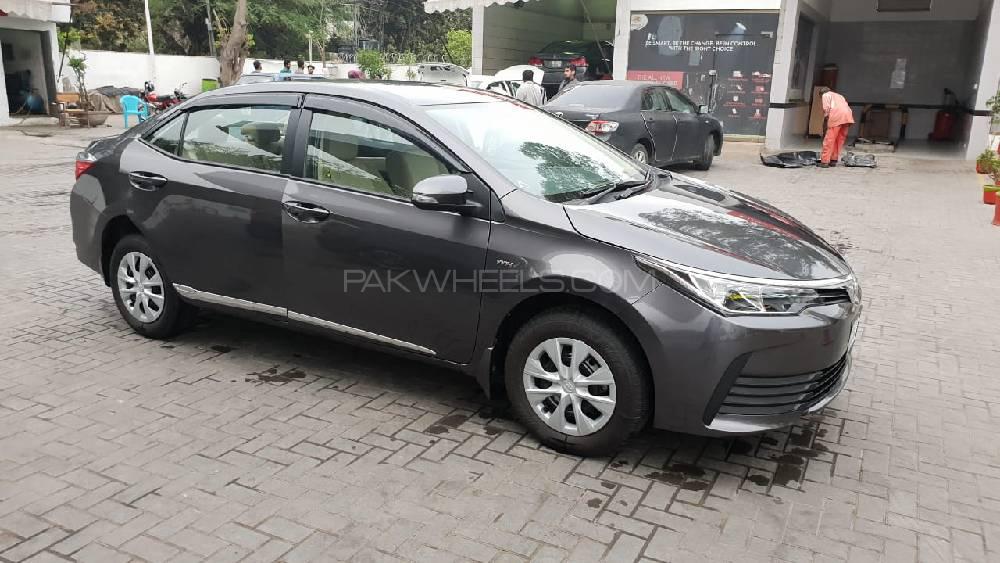 Toyota Corolla 2018 for Sale in Lahore Toyota Corolla 2018 for Sale in Lahore Image-9