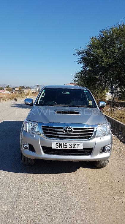 Toyota Hilux 2015 for Sale in Mirpur A.K. Image-1