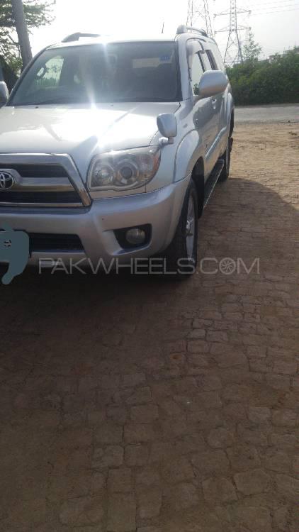 Toyota Surf 2004 for Sale in Gujranwala Image-1