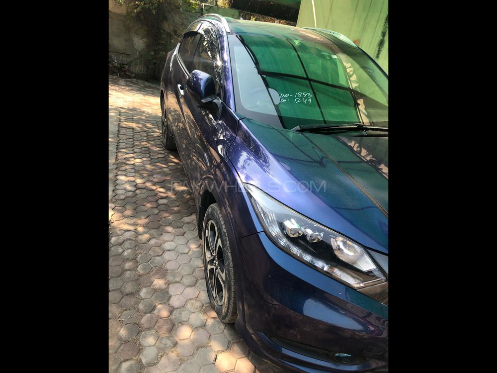 Honda Vezel 2014 for Sale in Faisalabad Honda Vezel 2014 for Sale in Faisalabad Image-3