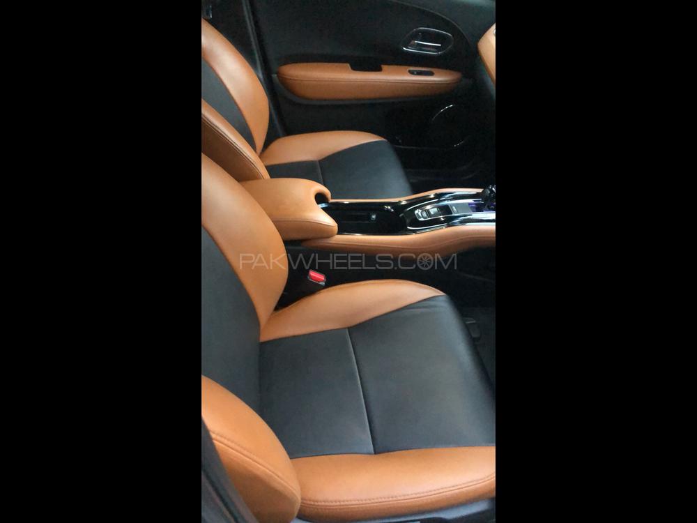 Honda Vezel 2014 for Sale in Faisalabad Honda Vezel 2014 for Sale in Faisalabad Image-9