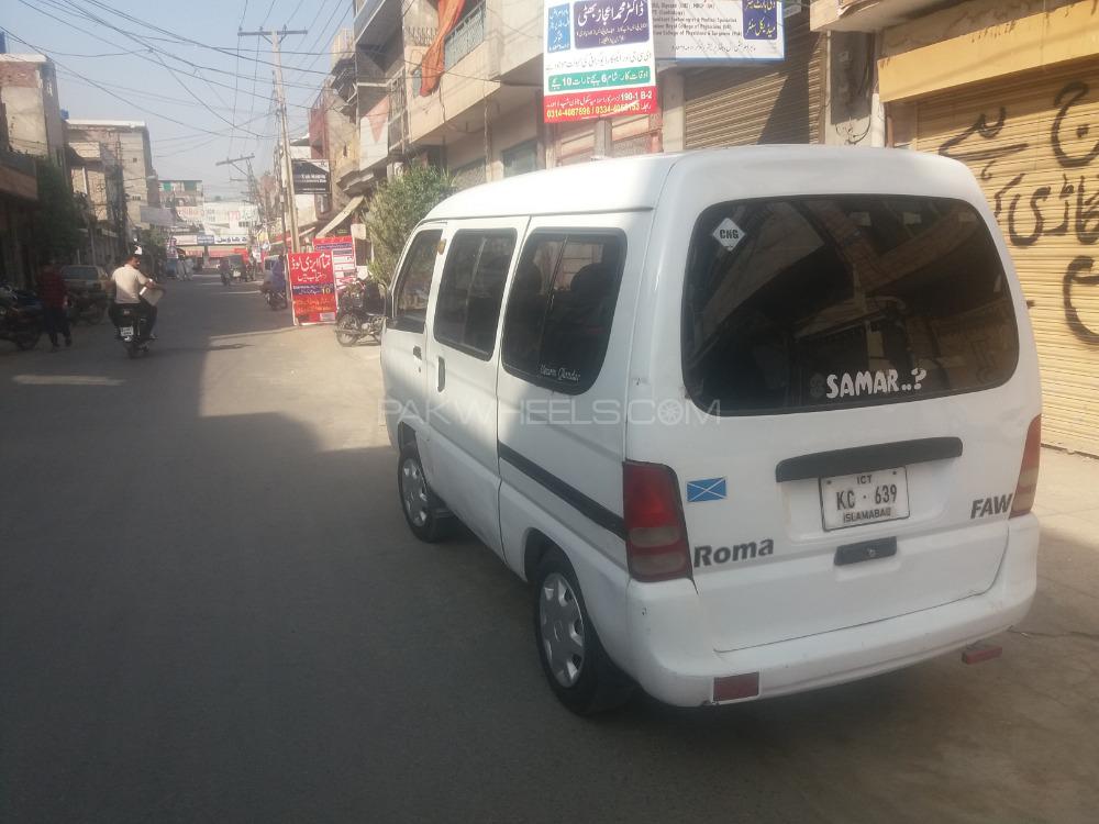 Roma Family Van Deluxe 2006 for Sale in Wah cantt Image-1