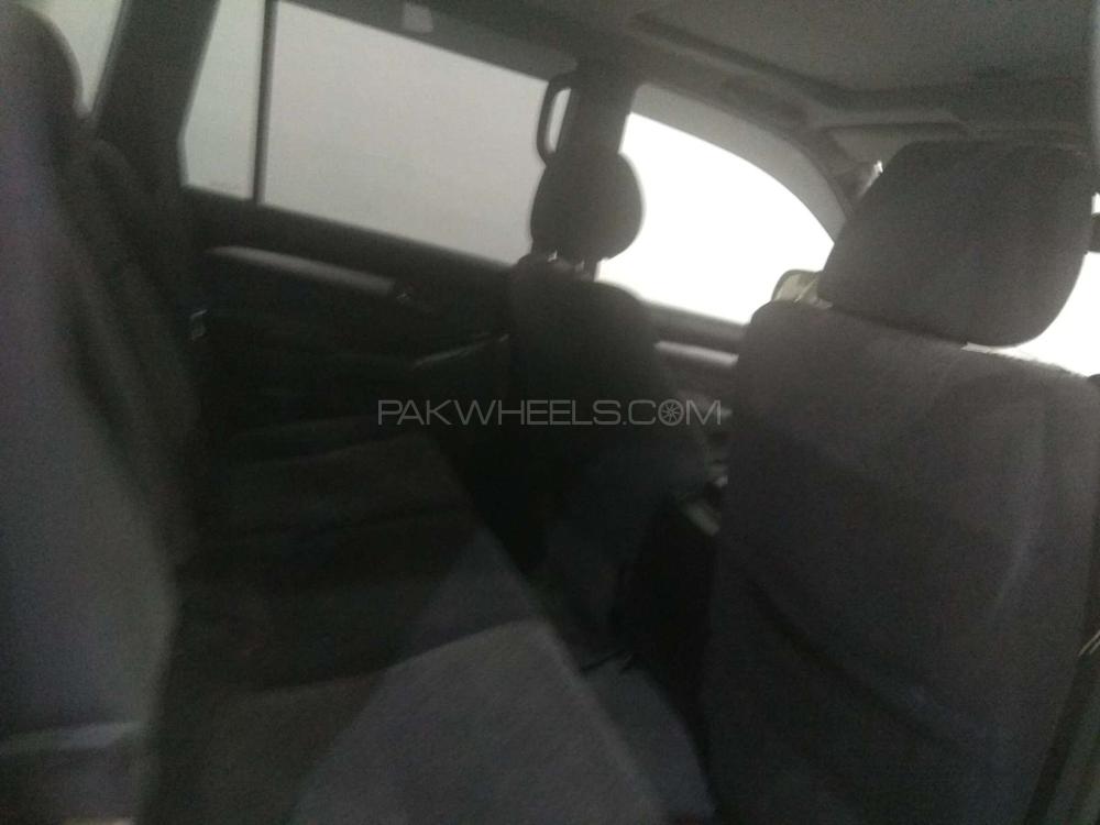 ٹویوٹا پراڈو 2004 for Sale in پشاور ٹویوٹا پراڈو 2004 for Sale in پشاور Image-10