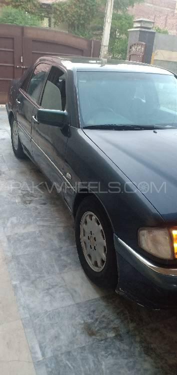 Mercedes Benz C Class 1998 for Sale in Faisalabad Image-1