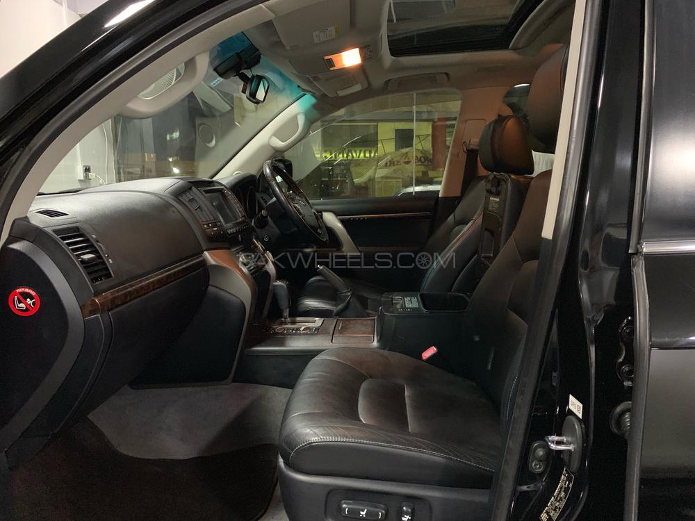 Toyota Land Cruiser 2011 for Sale in Islamabad Toyota Land Cruiser 2011 for Sale in Islamabad Image-14