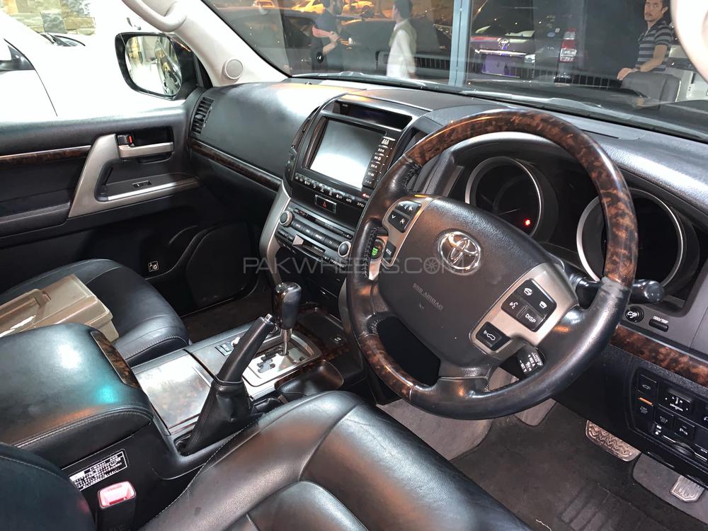 Toyota Land Cruiser 2011 for Sale in Islamabad Toyota Land Cruiser 2011 for Sale in Islamabad Image-17