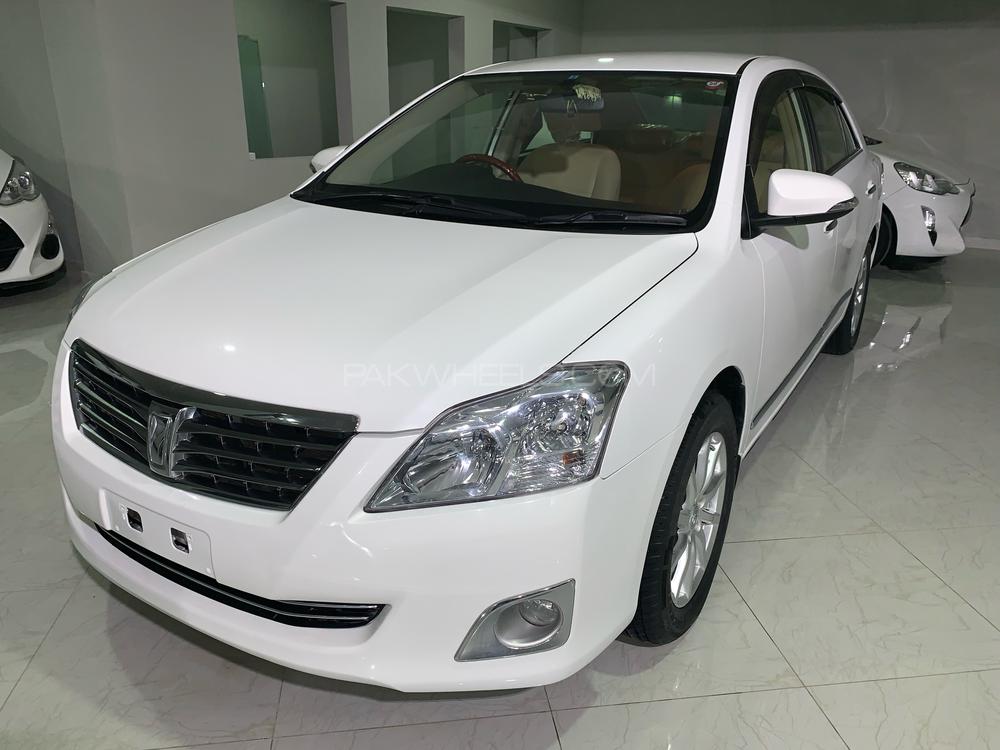 Toyota Premio 2013 for Sale in Islamabad Image-1