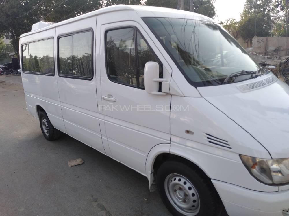 Mercedes Benz Sprinter 2004 for Sale in Karachi Mercedes Benz Sprinter 2004 for Sale in Karachi Image-10