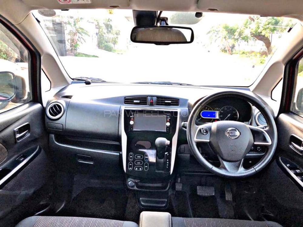 Nissan Dayz Highway Star 2016 for Sale in Lahore Nissan Dayz Highway Star 2016 for Sale in Lahore Image-9