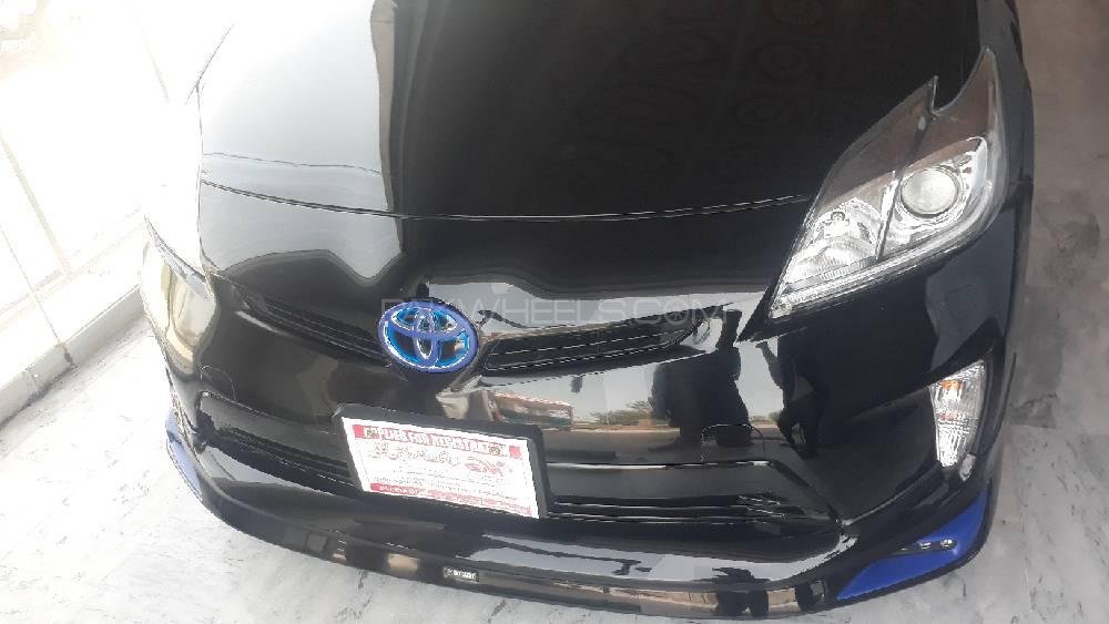 Toyota Prius 2015 for Sale in Gujrat Image-1