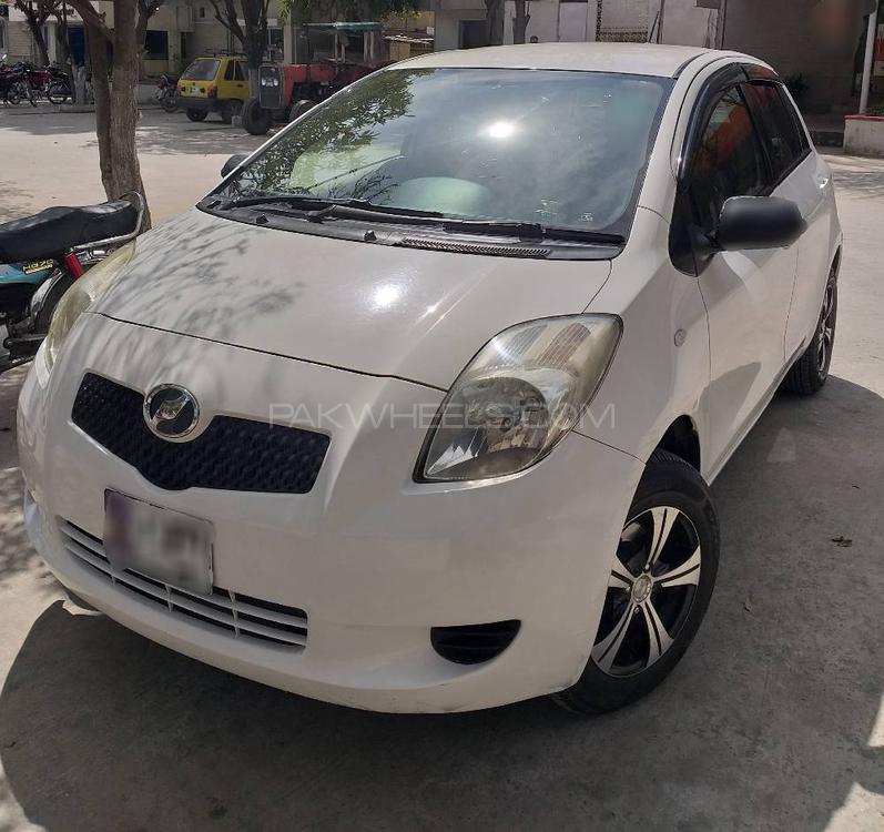 Toyota Vitz 2007 for Sale in Taxila Image-1