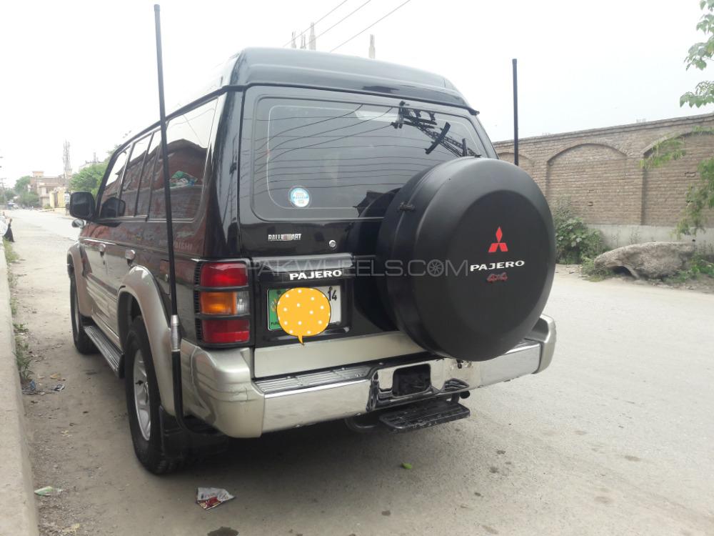 Mitsubishi Shogun 1992 for Sale in Peshawar Mitsubishi Shogun 1992 for Sale in Peshawar Image-4