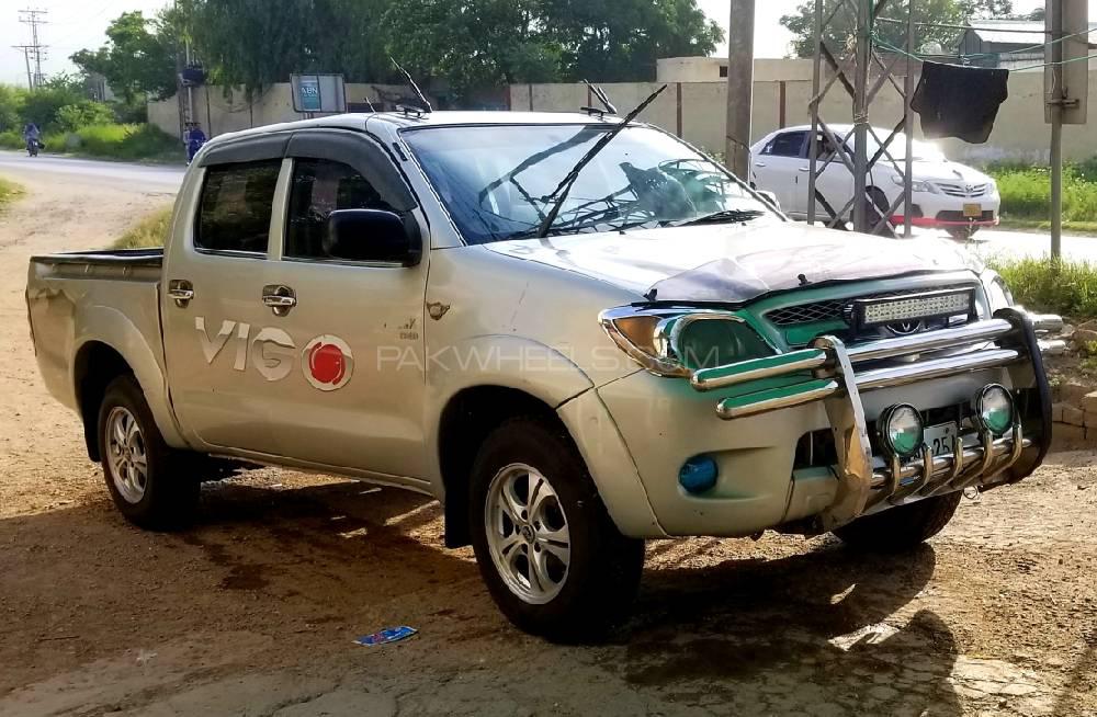 Toyota Hilux 2008 for Sale in Fateh Jang Image-1