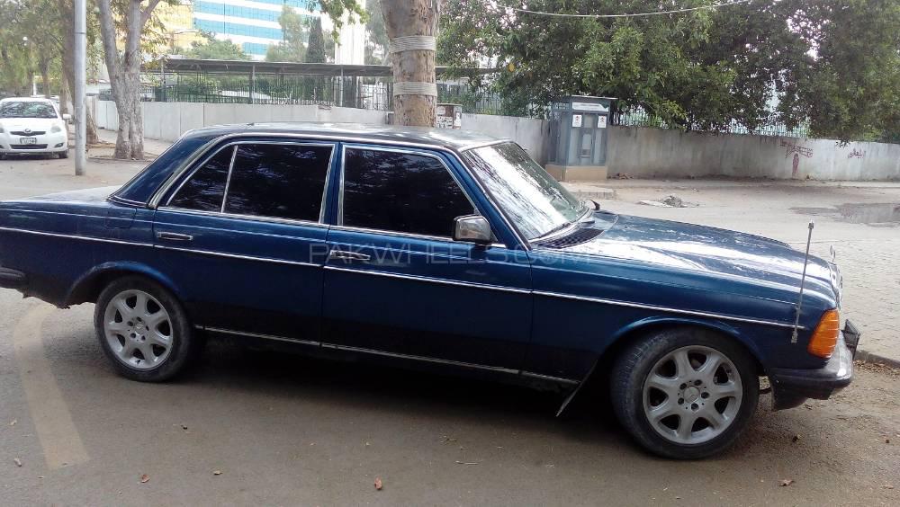 Mercedes Benz E Class 1983 for Sale in Islamabad Image-1