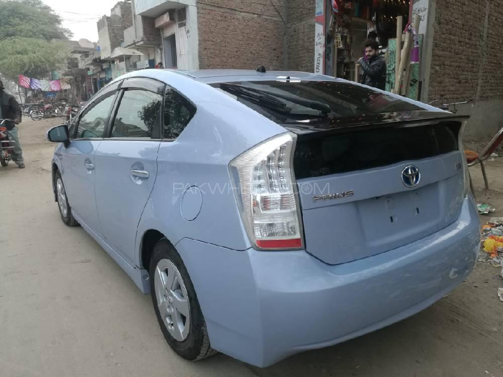 Toyota Prius 2010 for Sale in Sargodha Image-1