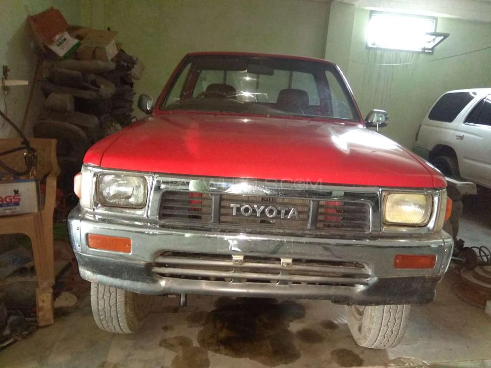 Toyota Hilux 1990 for Sale in Peshawar Image-1