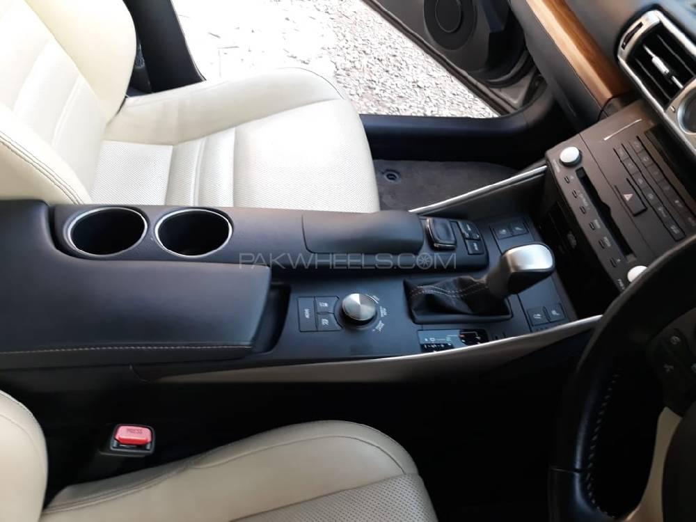 Lexus LX Series 2015 for Sale in Islamabad Lexus LX Series 2015 for Sale in Islamabad Image-8