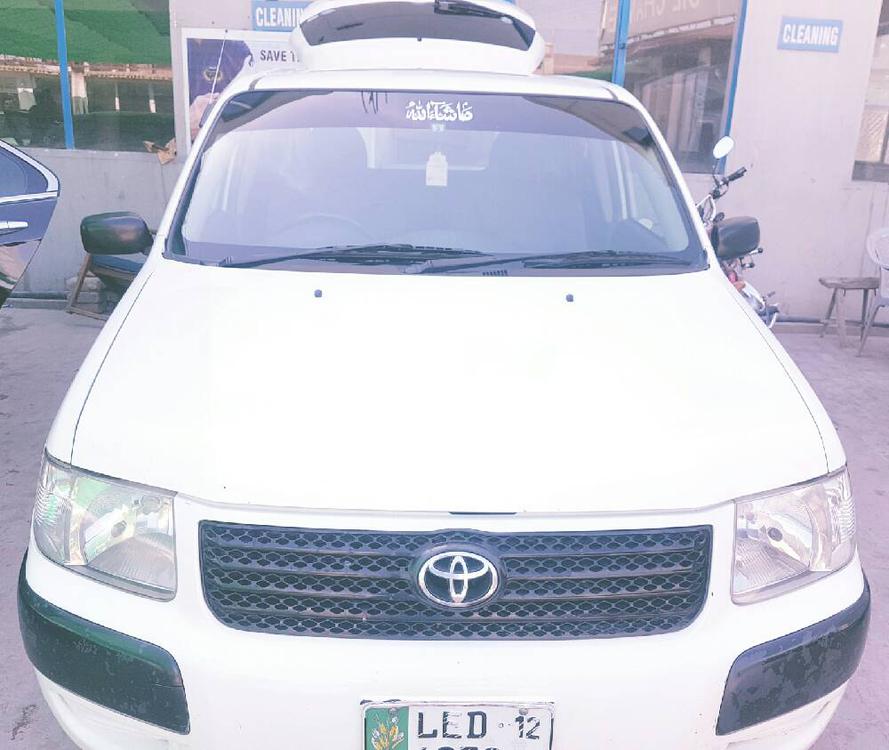 Toyota Succeed 2007 for Sale in Peshawar Image-1