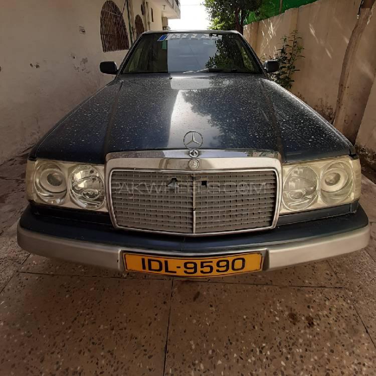 Mercedes Benz E Class 1991 for Sale in Peshawar Image-1